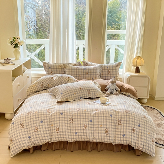 91家纺网 家纺一手货源 找家纺 尚美 2025新款小碎花针织棉床盖四件套 皇冠熊