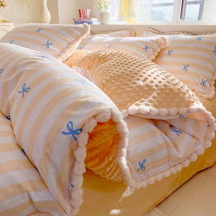 千朵 2025新款棉加豆豆绒毛毛球边四件套 简单爱