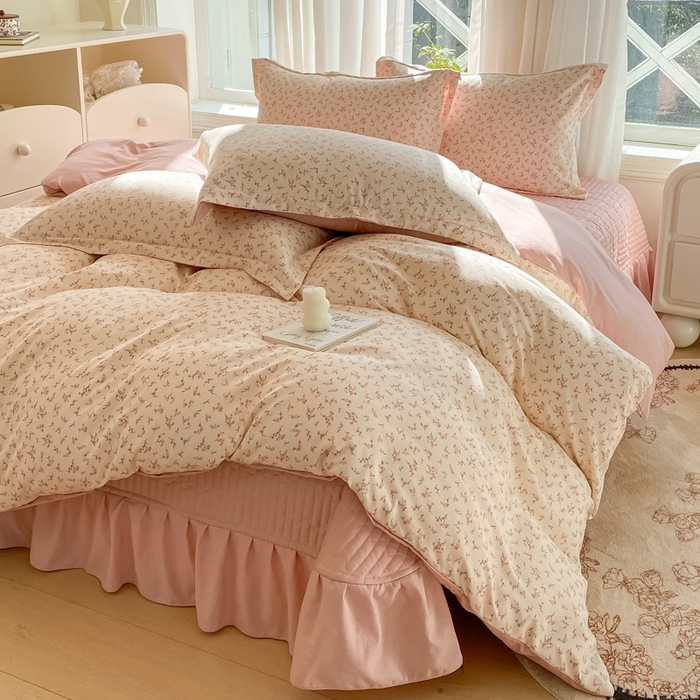 91家纺网 家纺一手货源 找家纺 尚美 2025新款小碎花针织棉床盖四件套 奶茶花