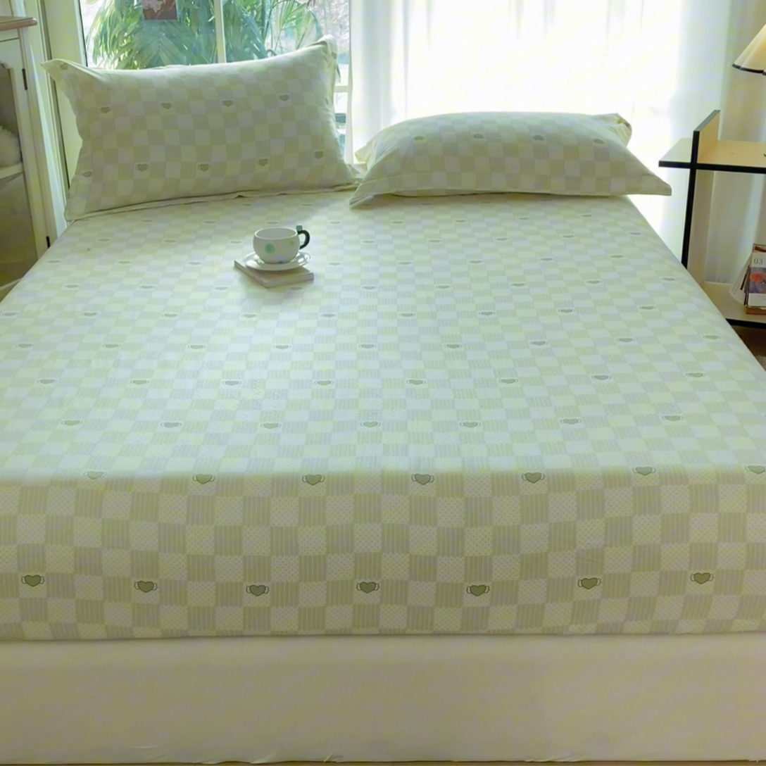 91家纺网 家纺一手货源 找家纺 晨希家居 2025新款全棉A类双层纱床笠 勿忘我