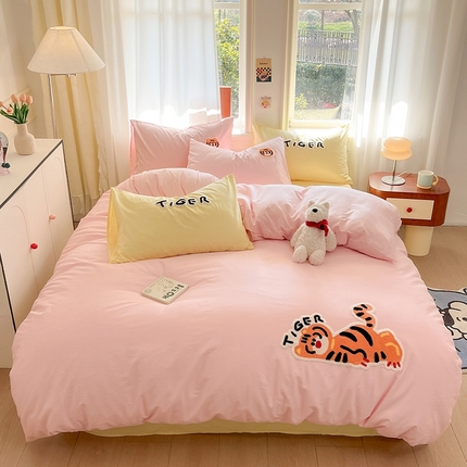 91家纺网 家纺一手货源 找家纺 （总）我心家纺 2025新款全棉毛巾绣四件套宿舍三件套