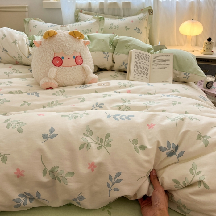 91家纺网 家纺一手货源 找家纺 涵宸家纺 2025新款全棉印花四件套 A叶中熊