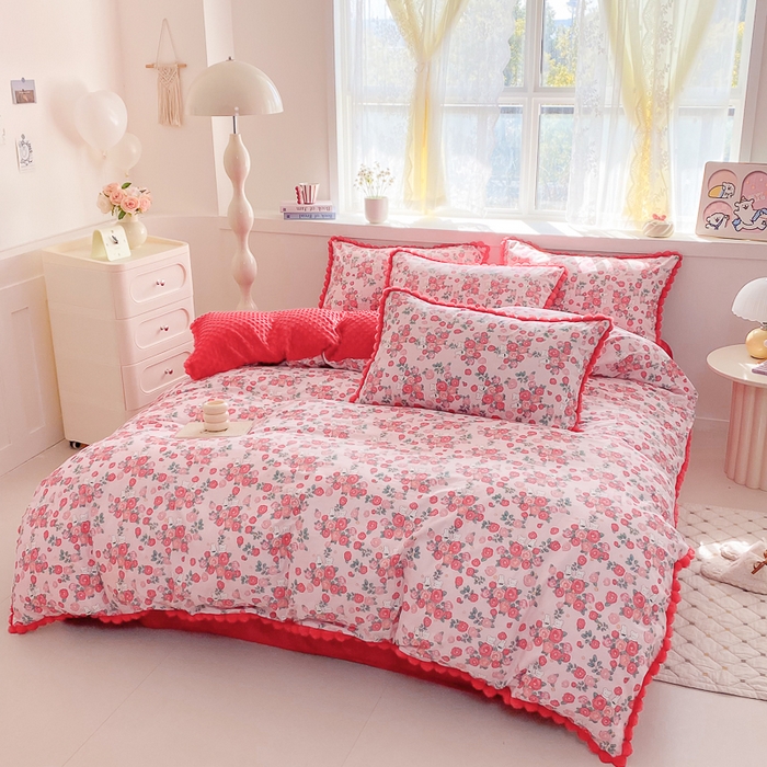 91家纺网 家纺一手货源 找家纺 千朵 2025新款棉加豆豆绒毛毛球边四件套 花漾甜心