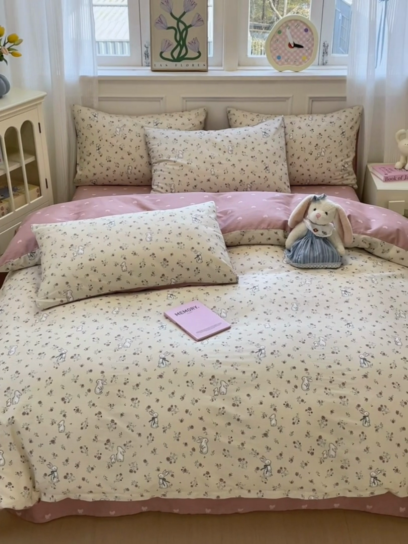 91家纺网 家纺一手货源 找家纺 沐棉家居 2025新款全棉印花四件套 幸福小兔