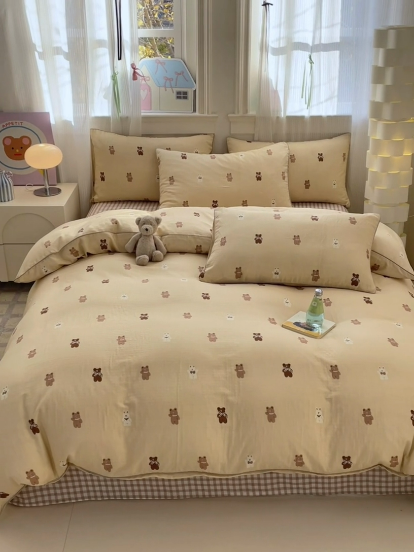 91家纺网 家纺一手货源 找家纺 沐棉家居 2025新款全棉双层纱四件套 小熊一家