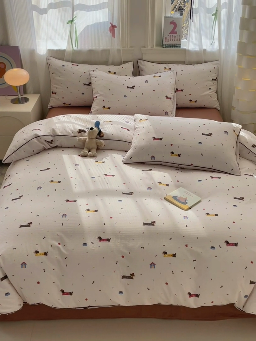 91家纺网 家纺一手货源 找家纺 沐棉家居 2025新款全棉双层纱四件套 腊肠狗