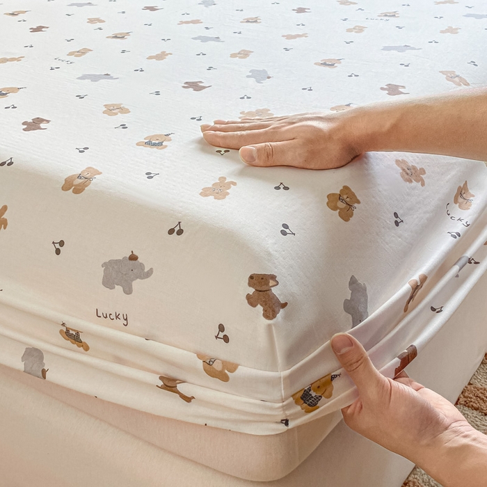 91家纺网 家纺一手货源 找家纺 晨希家居 2025新款全棉A类双层纱床笠 简派小熊