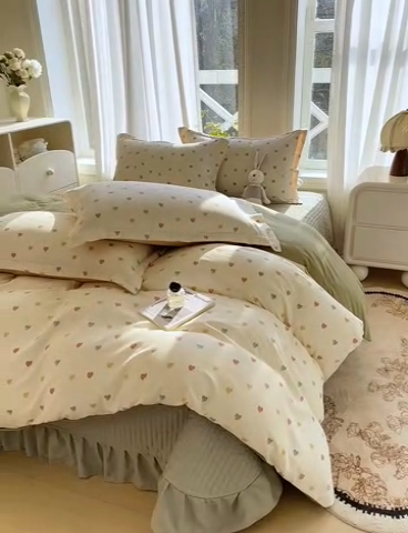 91家纺网 家纺一手货源 找家纺 尚美 2025新款小碎花针织棉床盖四件套 彩色爱心
