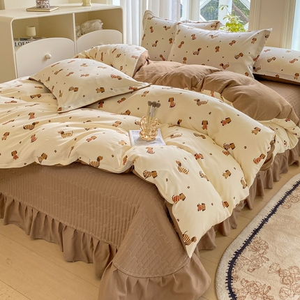 91家纺网 家纺一手货源 找家纺 （总）尚美 2025新款小碎花针织棉床盖四件套