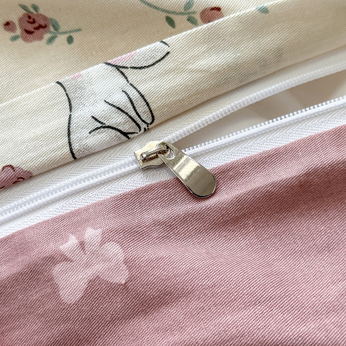 91家纺网 家纺一手货源 找家纺 沐棉家居 2025新款全棉印花四件套 幸福小兔