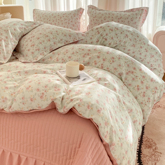 91家纺网 家纺一手货源 找家纺 尚美 2025新款小碎花针织棉床盖四件套 瑰丽多姿