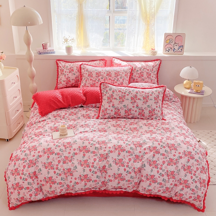 91家纺网 家纺一手货源 找家纺 千朵 2025新款棉加豆豆绒毛毛球边四件套 花漾甜心