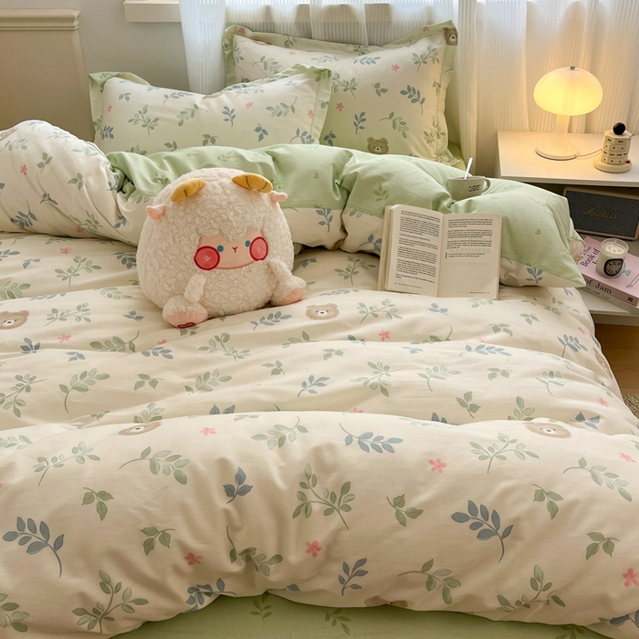 91家纺网 家纺一手货源 找家纺 涵宸家纺 2025新款全棉印花四件套 A叶中熊