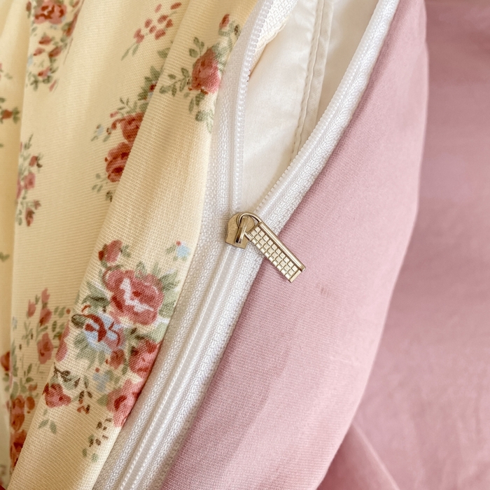 91家纺网 家纺一手货源 找家纺 尚美 2025新款小碎花针织棉床盖四件套 花絮