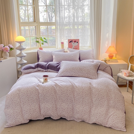 91家纺网 家纺一手货源 找家纺 2025新款高克重小碎花水洗棉四件套 莫奈紫