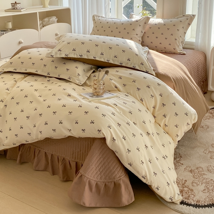 91家纺网 家纺一手货源 找家纺 尚美 2025新款小碎花针织棉床盖四件套 蝴蝶结