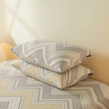 涵宸家纺 2025新款全棉印花良品系列枕套 枕套-格韵