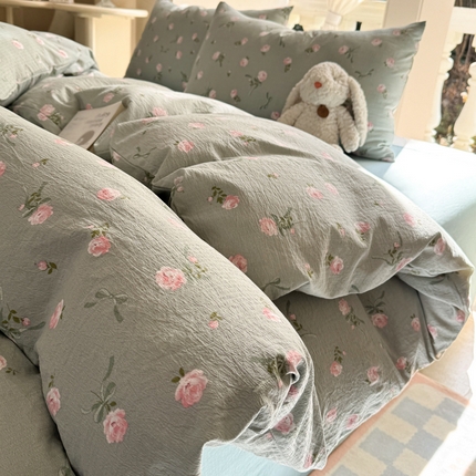 91家纺网 家纺一手货源 找家纺 韩巢家纺 2025新款云感双层纱床上用品四件套超柔裸睡级床单被套三件套-(提供卖家秀) 半生倾慕