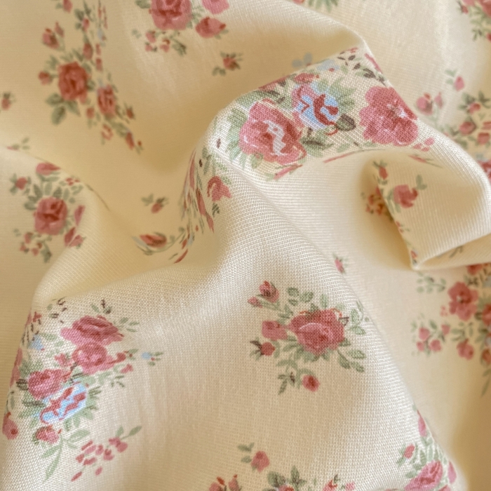 91家纺网 家纺一手货源 找家纺 尚美 2025新款小碎花针织棉床盖四件套 花絮