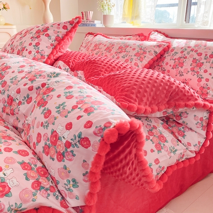 千朵 2025新款棉加豆豆绒毛毛球边四件套 花漾甜心