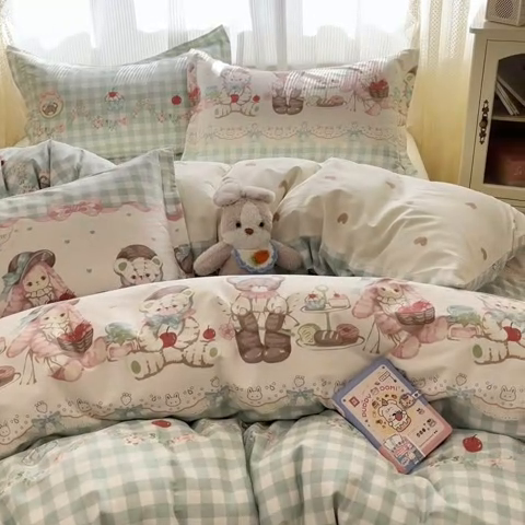 91家纺网 家纺一手货源 找家纺 涵宸家纺 2025新款全棉印花四件套 A秘境樱桃