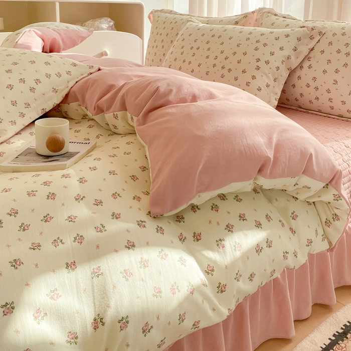 91家纺网 家纺一手货源 找家纺 尚美 2025新款小碎花针织棉床盖四件套 玫瑰