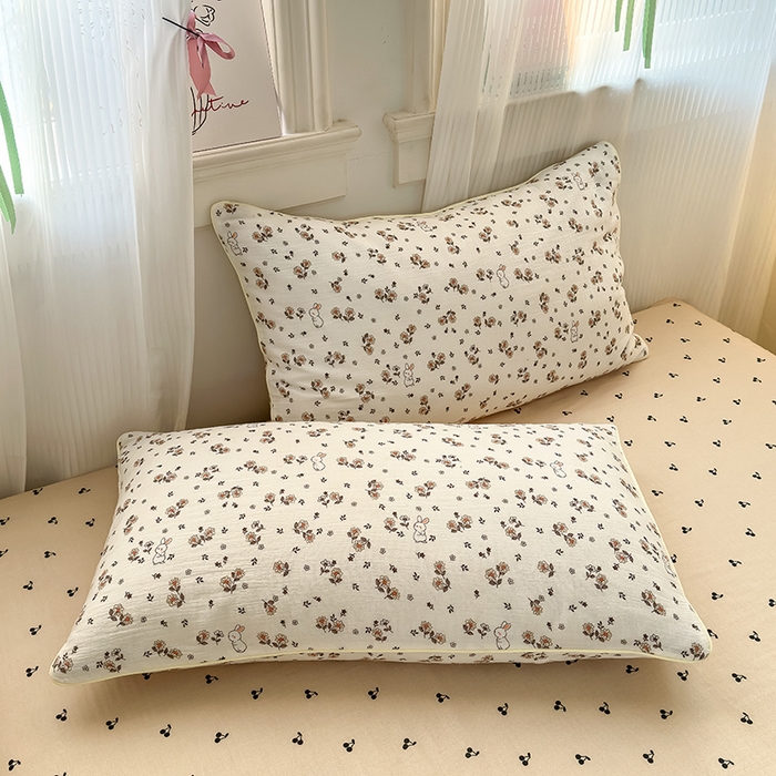 91家纺网 家纺一手货源 找家纺 沐棉家居 2025新款全棉双层纱四件套 花丛小兔