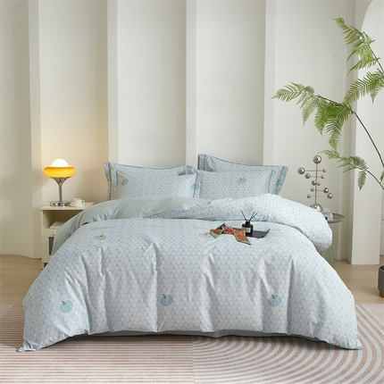 91家纺网 家纺一手货源 找家纺 （总）曼秀琳 2025新款铂金棉数码印花四件套(全棉133*76)