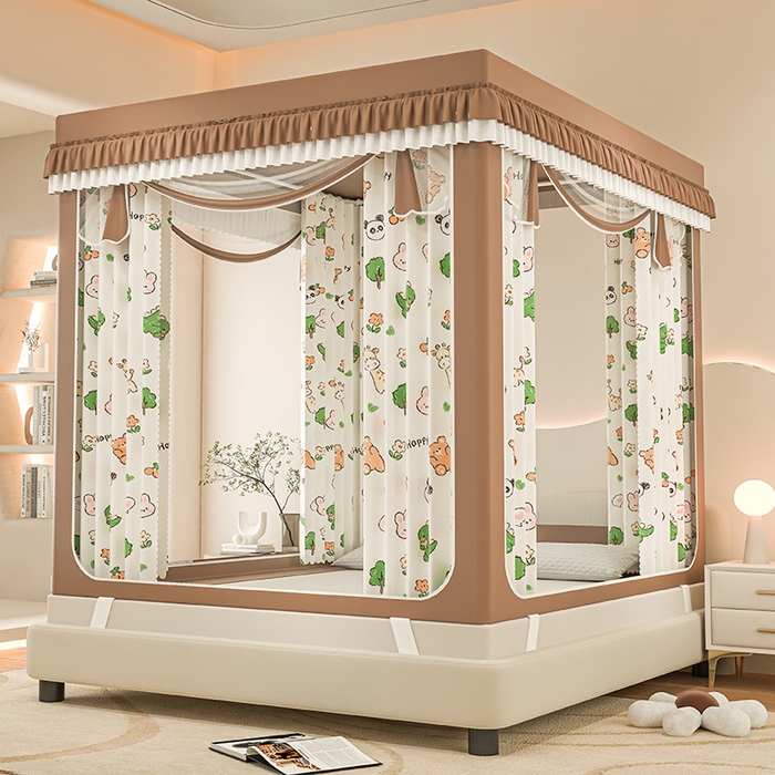 91家纺网 家纺一手货源 找家纺 千逸虹 2025新款坐床防摔可拆卸遮光双层布帘蚊帐 森林乐园