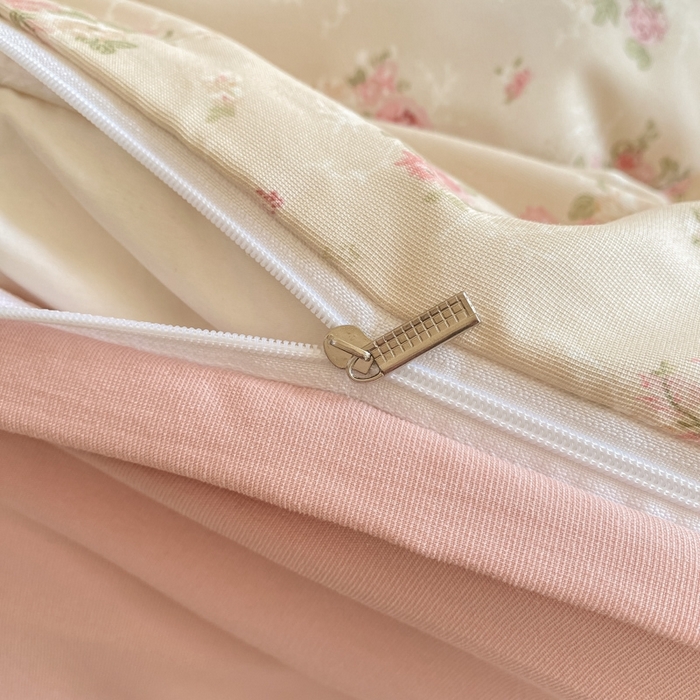 91家纺网 家纺一手货源 找家纺 尚美 2025新款小碎花针织棉床盖四件套 花雅