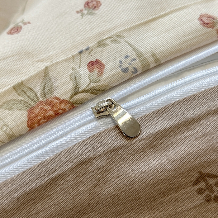 91家纺网 家纺一手货源 找家纺 沐棉家居 2025新款全棉印花四件套 优雅花朵