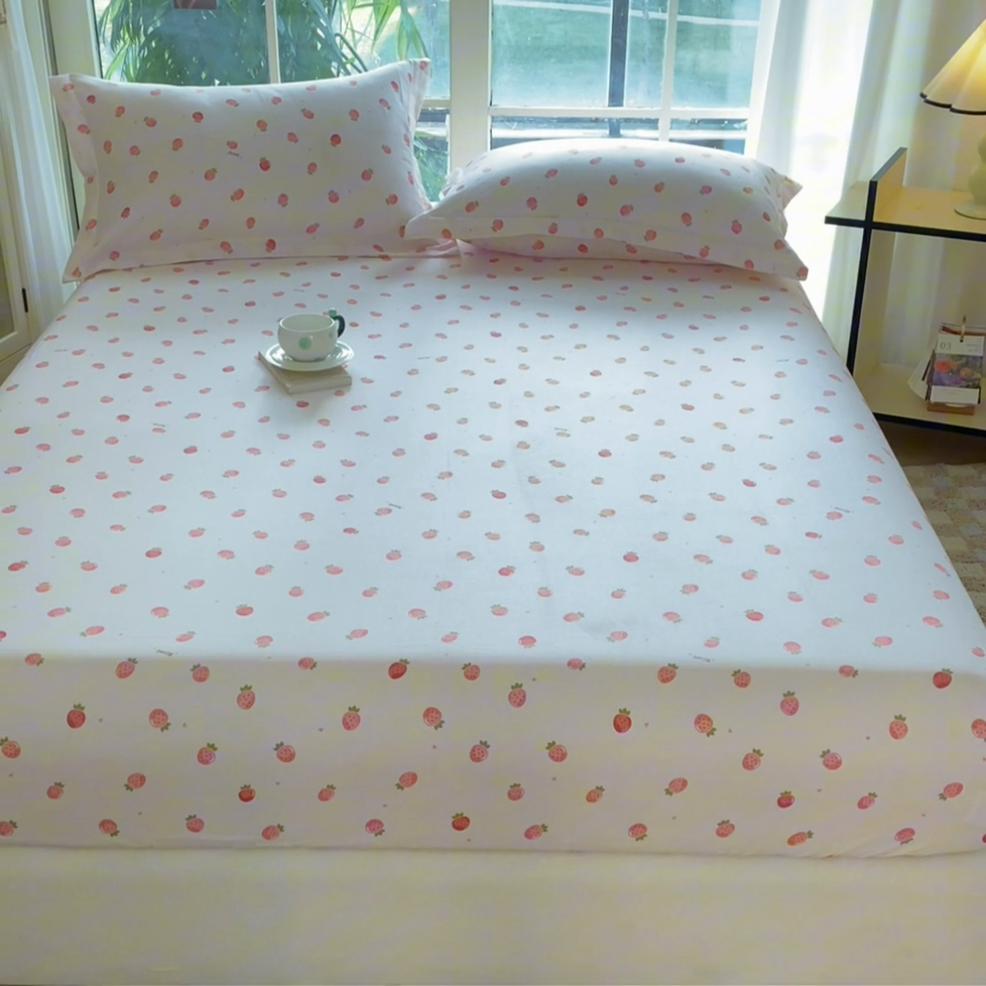 91家纺网 家纺一手货源 找家纺 晨希家居 2025新款全棉A类双层纱床笠 草莓园