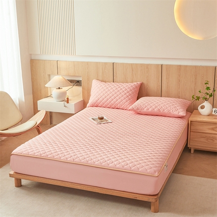 名优家纺 2025新款全棉夹棉床笠 幸运草-樱花粉