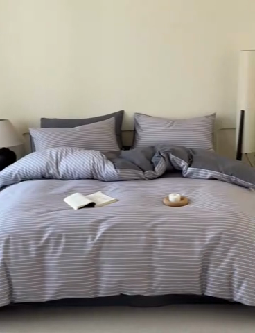 91家纺网 家纺一手货源 找家纺 涵宸家纺 2025新款全棉印花良品系列四件套 英伦-浅灰