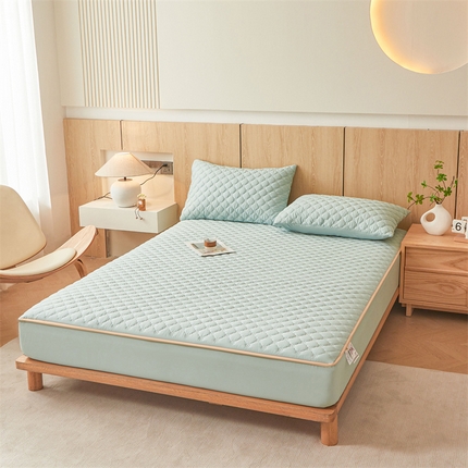 名优家纺 2025新款全棉夹棉床笠 幸运草-莫奈绿