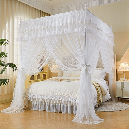 91家纺网 家纺一手货源 找家纺 艺利轩蚊帐 2025新款浪漫刺绣花边三开门外穿落地款蚊帐-知夏 知夏-云白