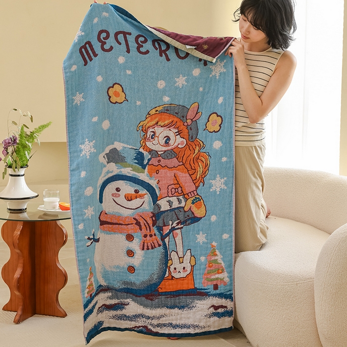 91家纺网 家纺一手货源 找家纺 雯雨家纺 2025新款亲肤可爱全棉A类纱布浴巾 雪地女孩