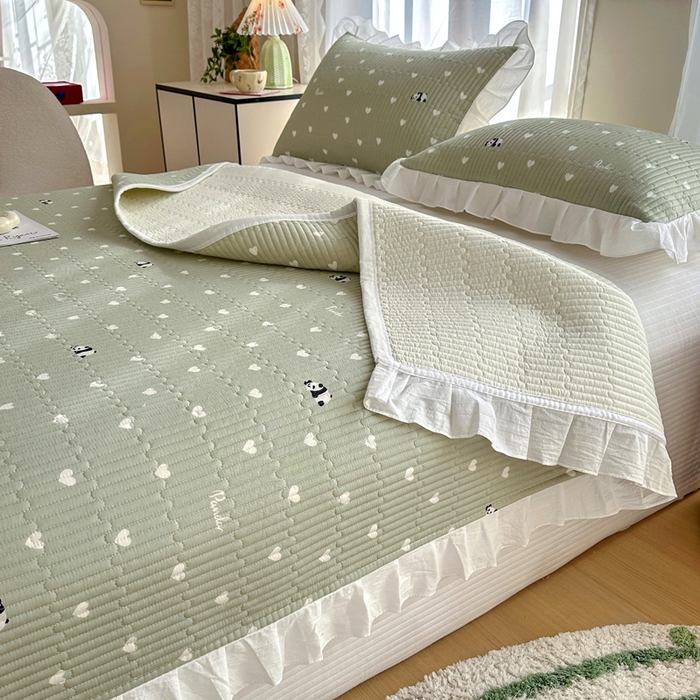 91家纺网 家纺一手货源 找家纺 岚吉 2025新款40支133*72全棉斜纹夹棉绗缝小花边床盖 盼盼