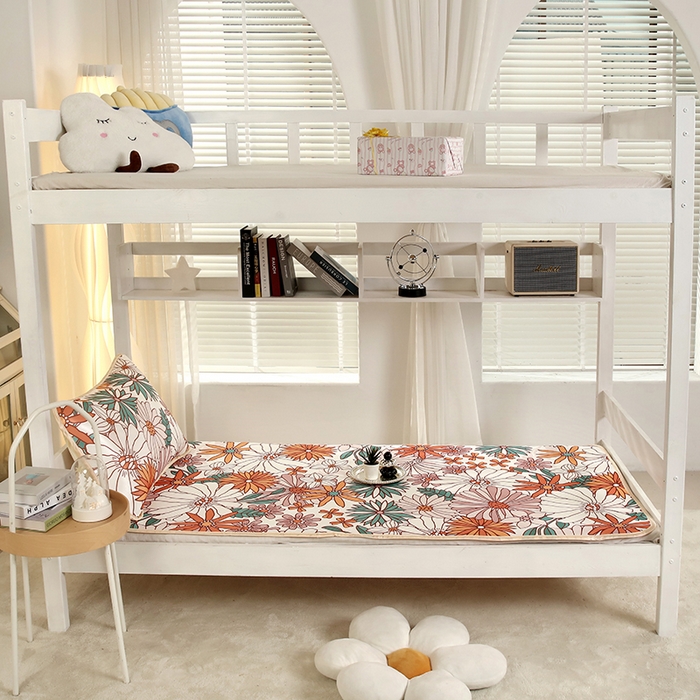 91家纺网 家纺一手货源 找家纺 （总）沁童儿童用品店 2025新款学生宿舍牛奶冰丝凉席两件套