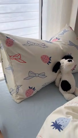 91家纺网 家纺一手货源 找家纺 阿曼达 2025新款印花水洗m学生床单人四件套 草莓蝴蝶结