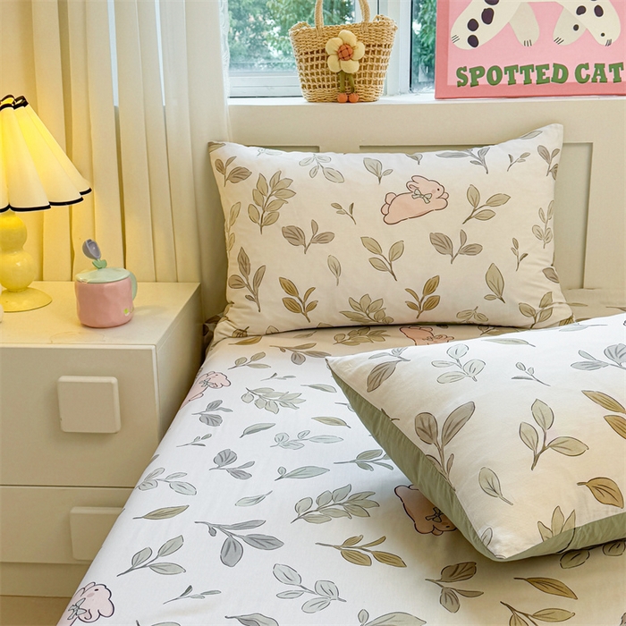 91家纺网 家纺一手货源 找家纺 雯豆2025春夏新款全棉床单三件套纯棉床罩小清新印花床单 全棉床单-丛林兔