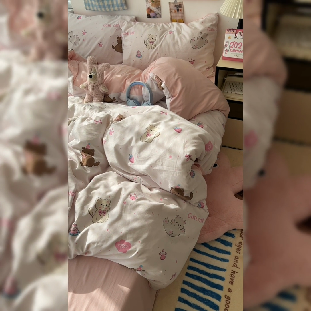 91家纺网 家纺一手货源 找家纺 原素 2025软绵绵的双拼印花水洗棉四件套 爱吃懒猫