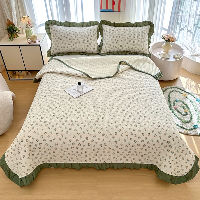 91家纺网 家纺一手货源 找家纺 岚吉 2025新款40支133*72全棉斜纹夹棉绗缝小花边床盖 意礼