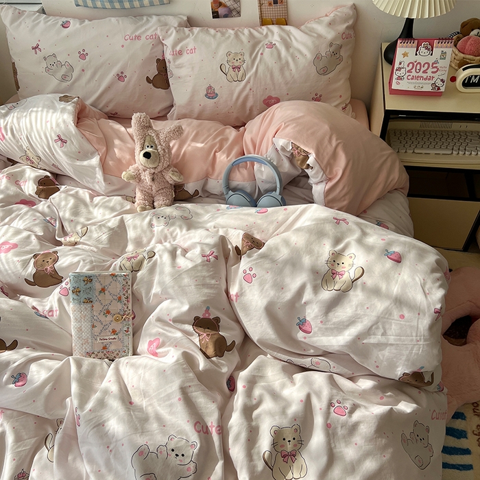 91家纺网 家纺一手货源 找家纺 原素 2025软绵绵的双拼印花水洗棉四件套 爱吃懒猫