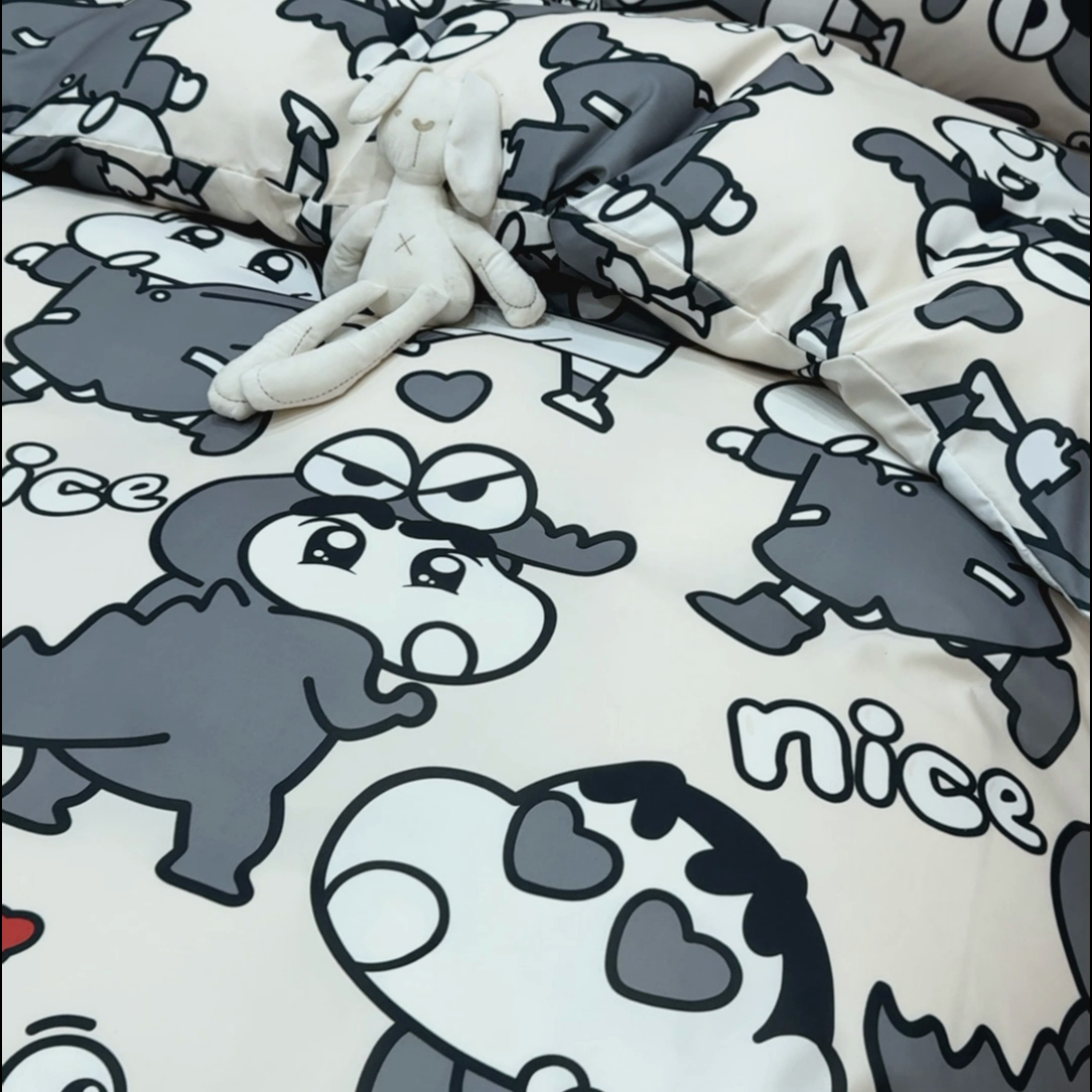 91家纺网 家纺一手货源 找家纺 乐居坊 2025新款亲肤舒适A类水洗云朵棉四件套-场景一 奇趣小新