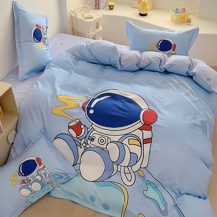 91家纺网 家纺一手货源 找家纺 浩诚 2025新款全棉大版卡通太空人宇航员小恐龙小汽车系列纯棉四件套-提供买家秀 奇妙之旅