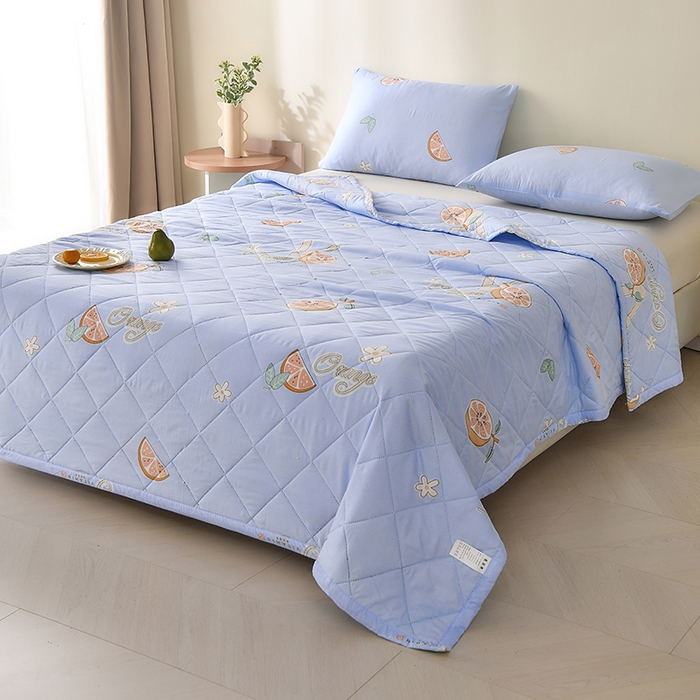 91家纺网 家纺一手货源 找家纺 培童   2025新款超声波亲肤绒夏被夏凉被直播爆款超声波夏被空调被礼品被 甜蜜橙