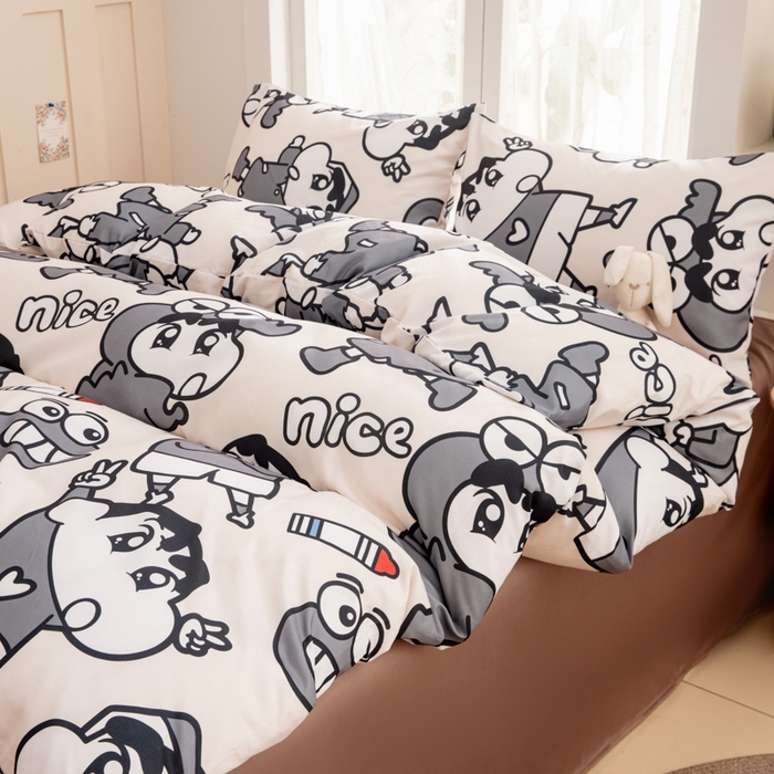 91家纺网 家纺一手货源 找家纺 乐居坊 2025新款亲肤舒适A类水洗云朵棉四件套-场景一 奇趣小新