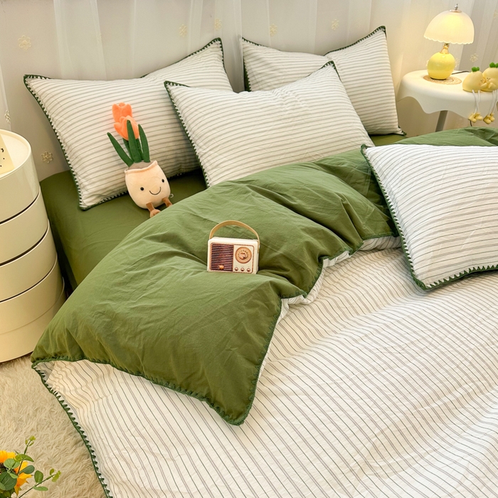 91家纺网 家纺一手货源 找家纺 简宜家居（朝初家纺） 2025新款色织小提花三角针款四件套 三角针绿灰条