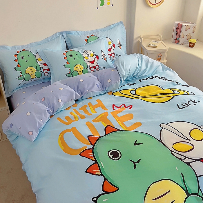 91家纺网 家纺一手货源 找家纺 浩诚 2025新款全棉大版卡通太空人宇航员小恐龙小汽车系列纯棉四件套-提供买家秀 恐龙小伙伴